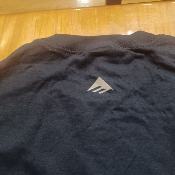 VINTAGE SINGLE STITCH EMERICA SKATEBOARD LONG SLEEVE TEE NWOT LARGE BLUE - Picture 15 of 16